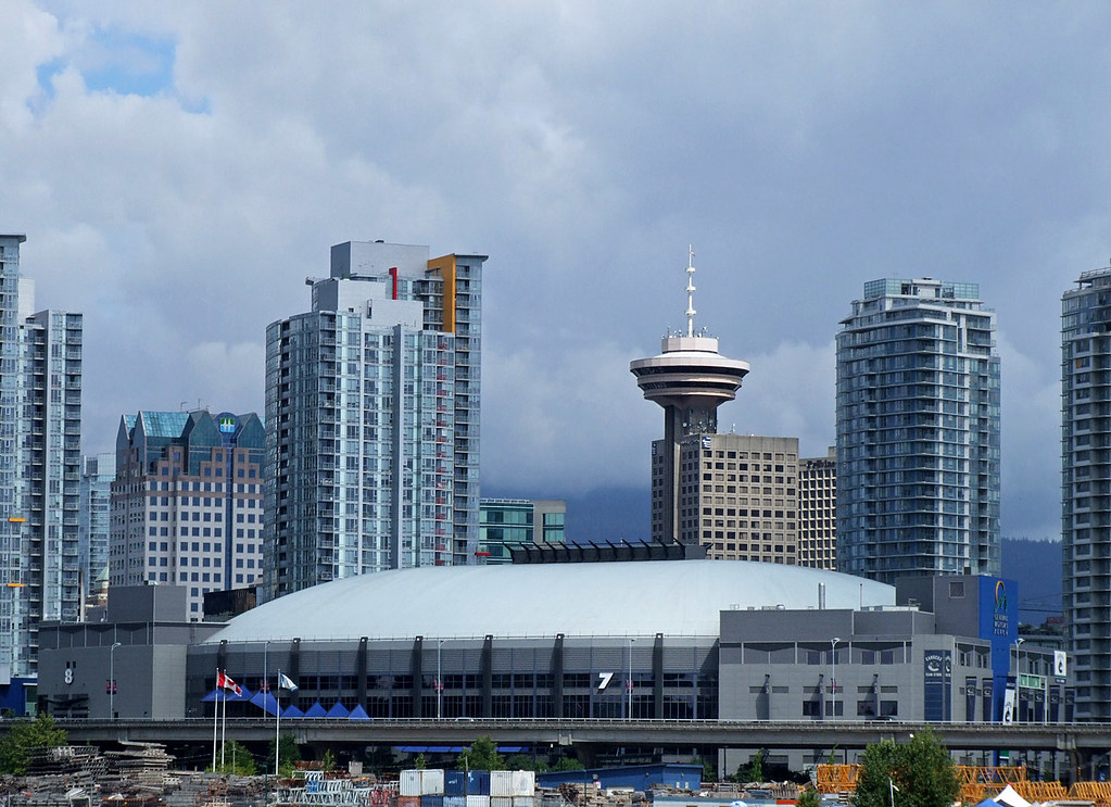 Sejarah Rogers Arena