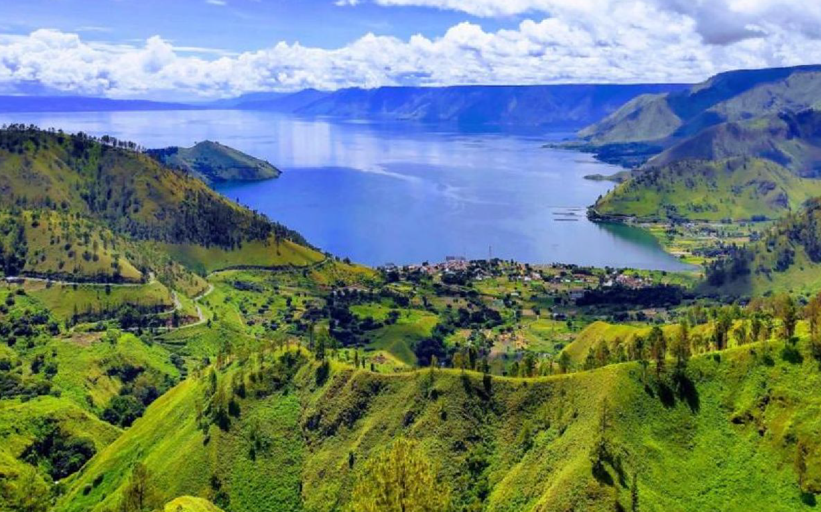 Danau Toba: Keindahan dan Aktivitas Wisata yang Tak Terlupakan
