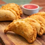 Empanadas Daging Renyah: Camilan Gurih dengan Isian Lezat