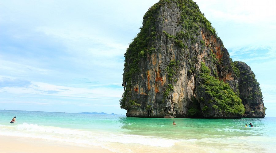 Keindahan  Pantai Phra Nang