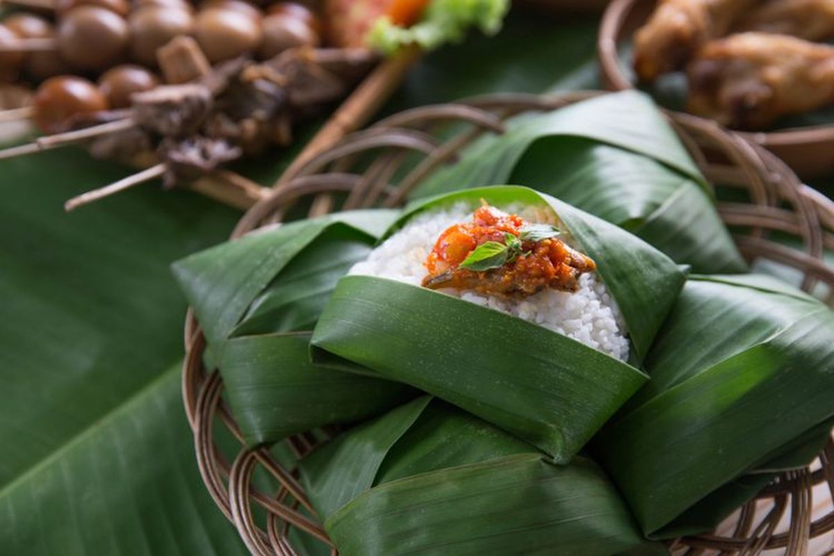 Nasi Kucing Jogja: Kuliner Mini yang Penuh Rasa dan Cerita 2025 1 Nasi Kucing Jogja