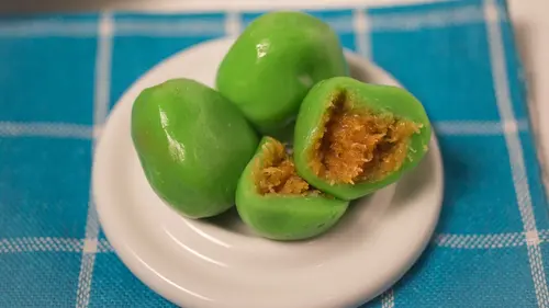 Kue Mendut: Manisnya Tradisi yang Tetap Eksis di Era Modern 3 Kue Mendut