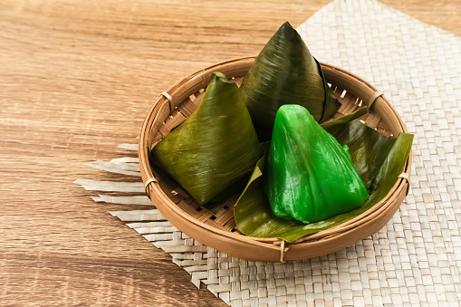 Kue Mendut: Manisnya Tradisi yang Tetap Eksis di Era Modern 2 Kue Mendut