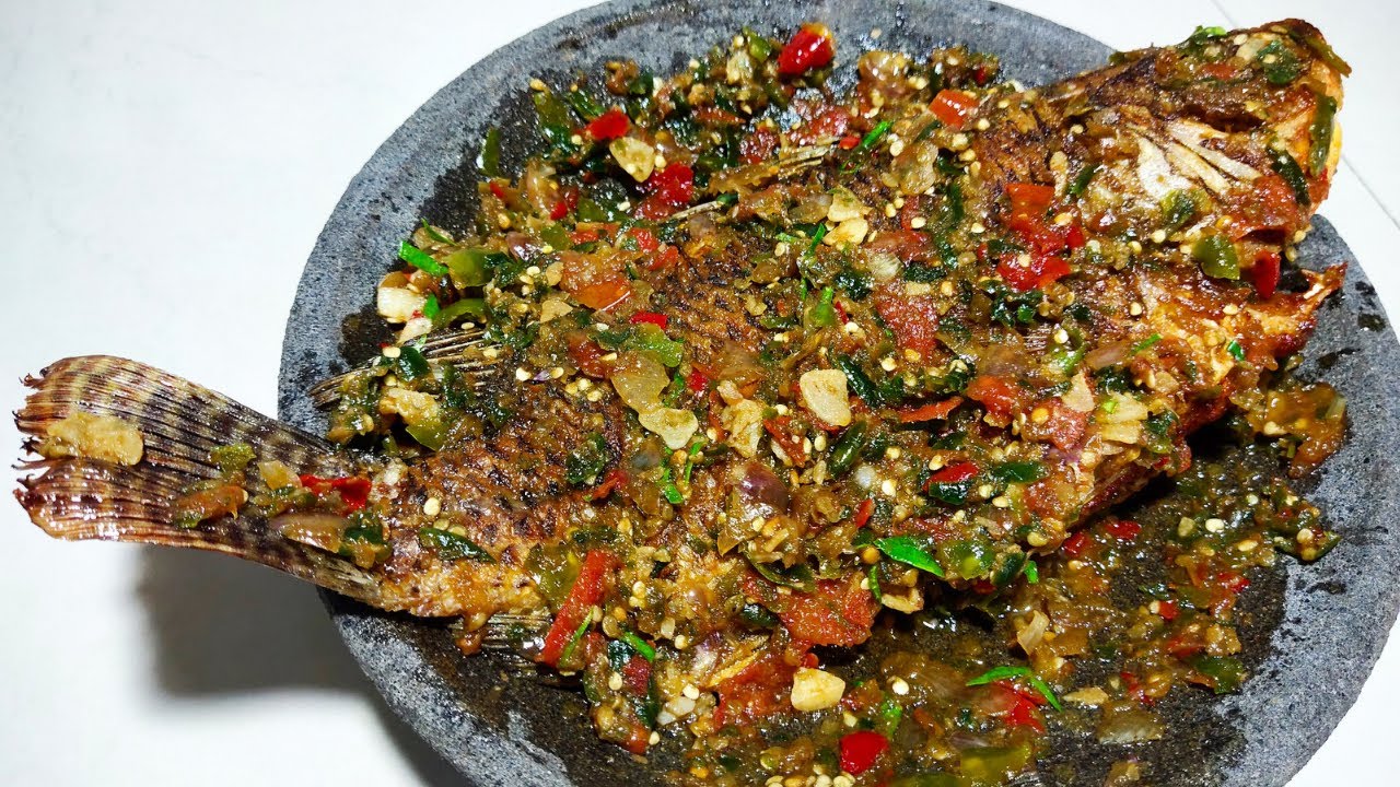 Pengalaman Menikmati Nila Sambal Pecak