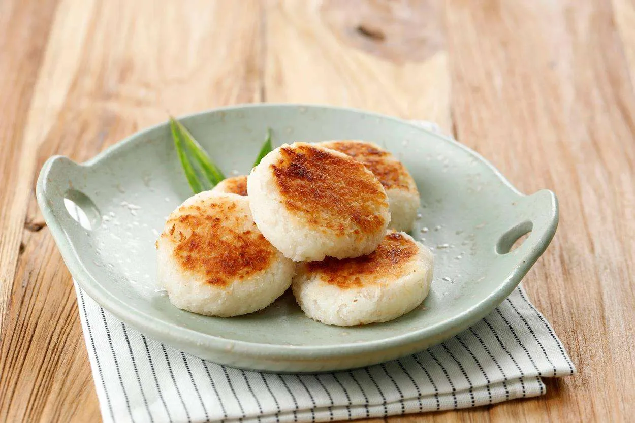 Wingko Babat: Kelezatan Kue Tradisional Jawa 2 Asal-Usul Wingko Babat