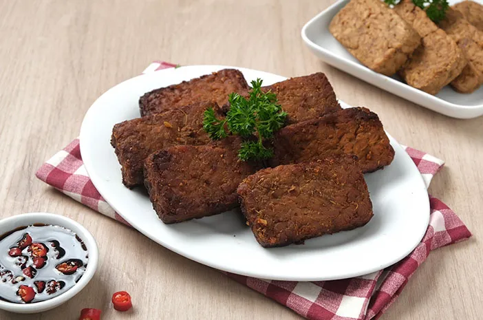 Tempe Bacem Manis: Kehangatan Rasa Tradisi yang Selalu Menggugah Rindu 2 Tempe Bacem Manis