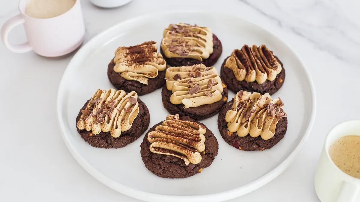 Soft Baked Cookies: Rahasia Kelembutan yang Menggoda di Setiap Gigitan 3 Soft Baked Cookies