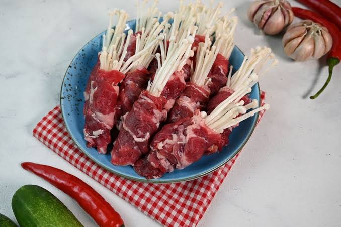 Beef Enoki Roll