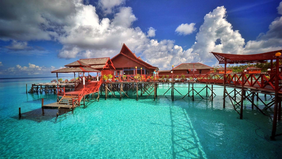 Pulau Maratua, Surga Tropis yang Wajib Dikunjungi 2 Pulau Maratua